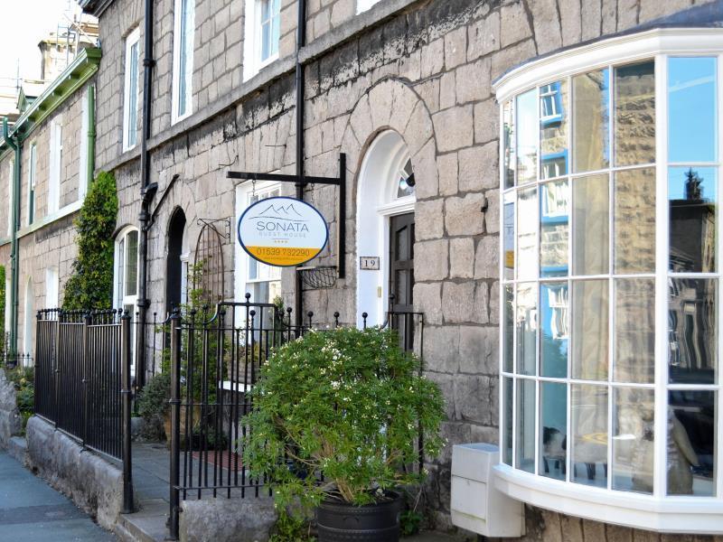 Sonata Guest House Kendal Extérieur photo